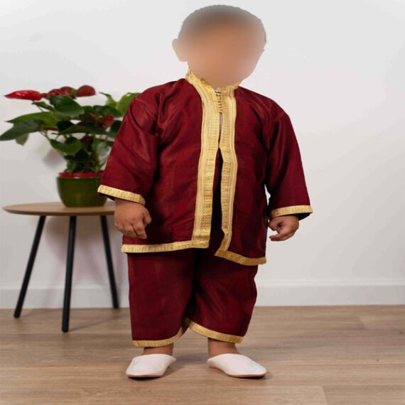 https://taklidi.de/products/2-teilige-jabador-fur-junge